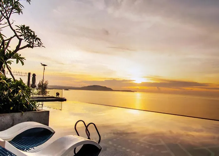 Апарт-отель Pristine Coast Residences *